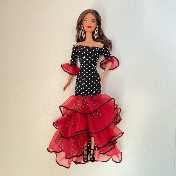 Barbie Dolls of the World - Spain - Picture 5 of 5